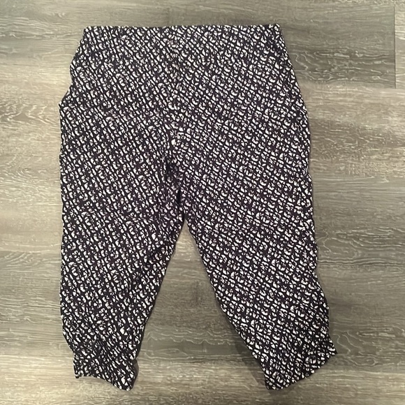 Dalia capri pants - Picture 3 of 3